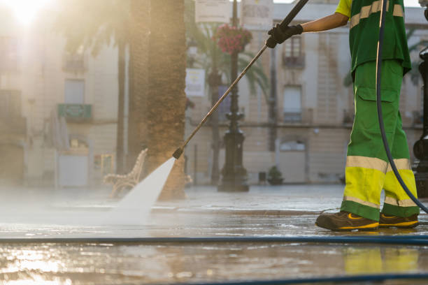 Best Gas Station Cleaning  in Forrest, IL